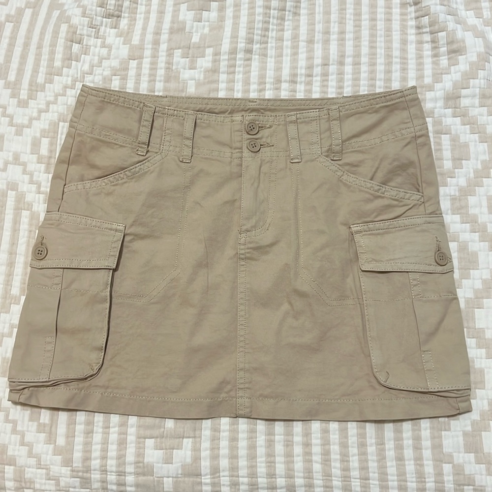 Brandy Melville “Beverly” Cargo Mini Skirt